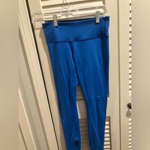 REVERSIBLE Size 4 lulu lemon leggings